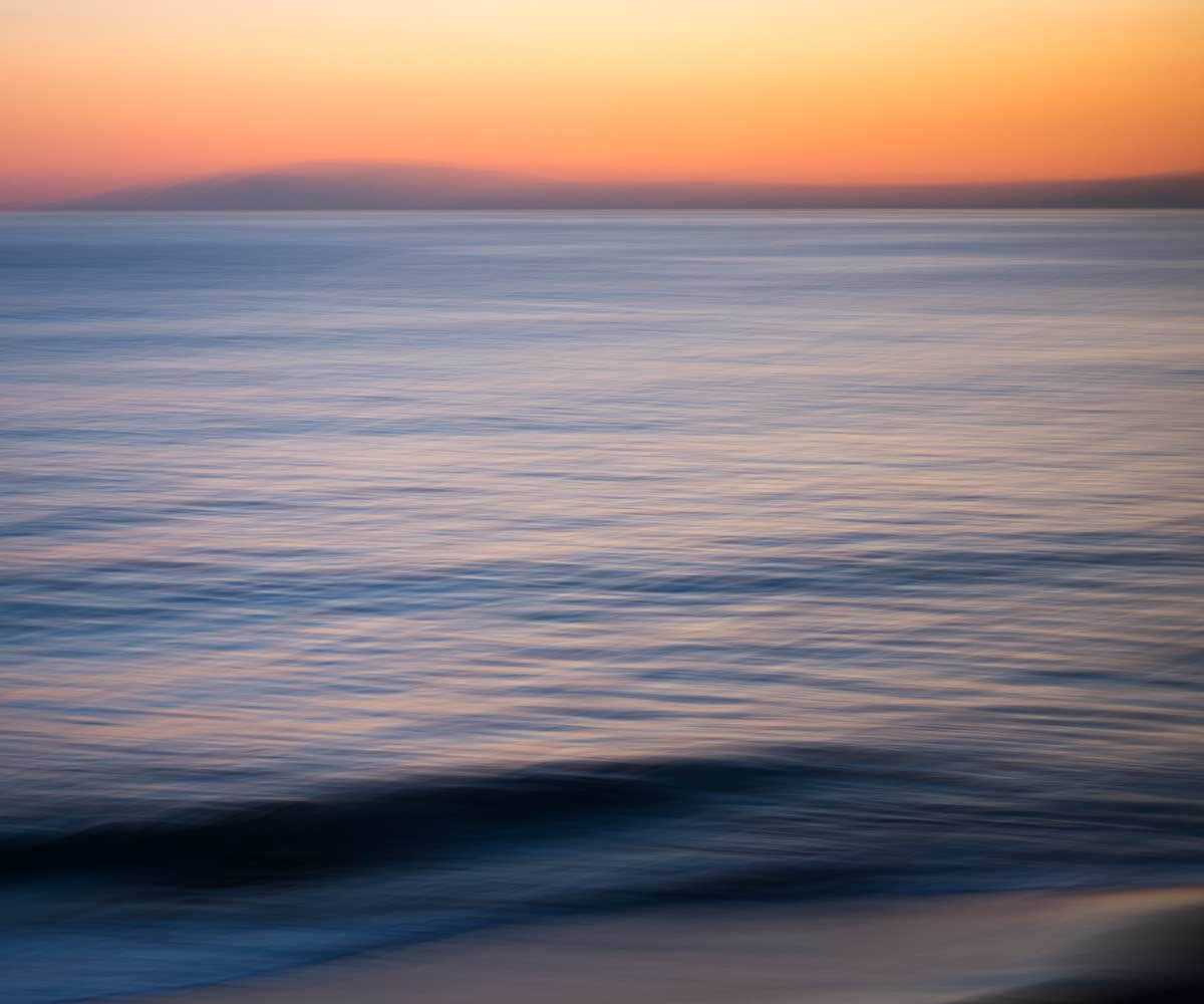 Photographing waves